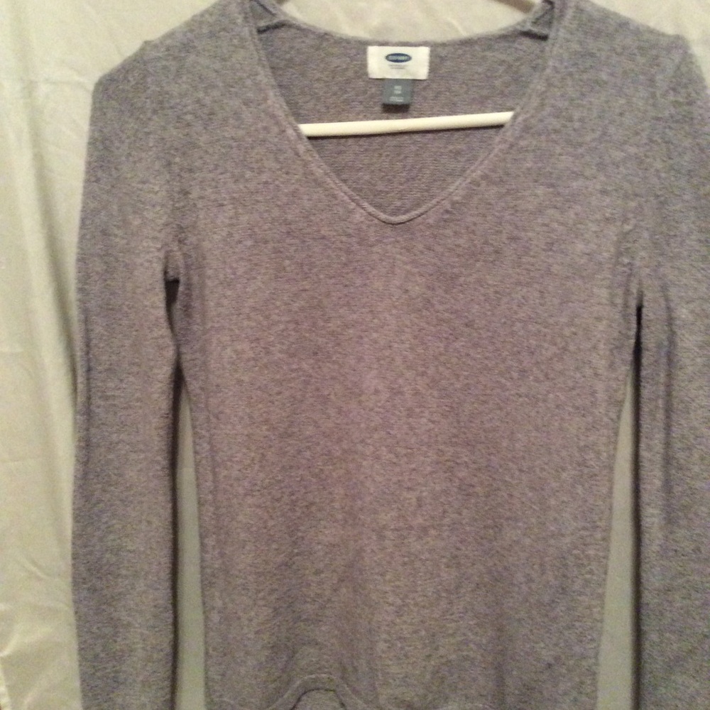 Old navy sweater